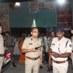 पुलिस अधीक्षक बेतिया ने दुर्गा पूजा पंडालों की सुरक्षा व्यवस्था का लिया जायजा
