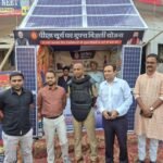 दुर्गा पूजा के दौरान छपरा शहर में डीएम-एसएसपी के नेतृत्व में फ्लैग मार्च, शांति बनाए रखने की अपील