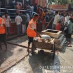 नवरात्रि के अवसर पर पूजा पंडालों एवं चौक-चौराहों की विशेष सफाई
